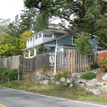 Blue Heron Bed & Breakfast - Blue Heron - view from Deer Harbor Rd. - Bed & Breakfast Near Me - Eastsound, Washington