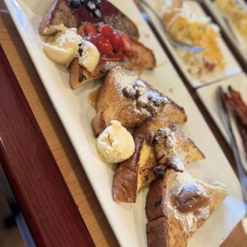 Batter & Berries - French Toast Flight - Breakfast & Brunch Near Me - Chicago, Illinois Batter & Berries - French Toast Flight - Breakfast & Brunch Near Me - Chicago, Illinois
