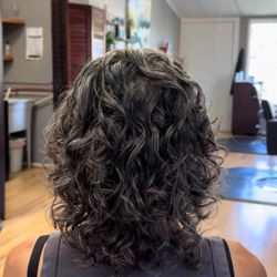 Curly Gurl Bella - Curly Cut Complete (inc. wash/style)