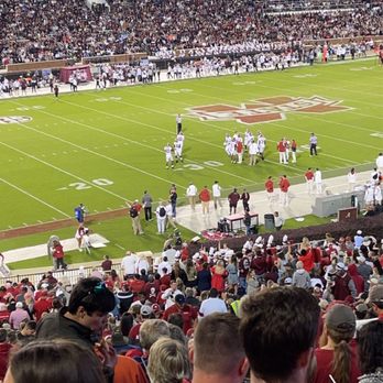 Davis Wade Stadium - Stadiums & Arenas Near Me - Starkville, Mississippi Davis Wade Stadium - Stadiums & Arenas Near Me - Starkville, Mississippi