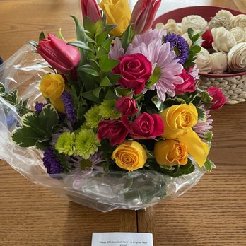 Soderberg's Florist & Flower Delivery - Florists Near Me - Minneapolis, Minnesota