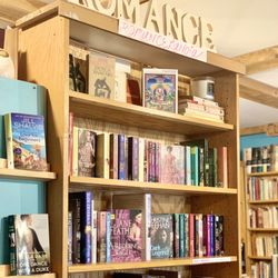 Turning Pages Book Lounge