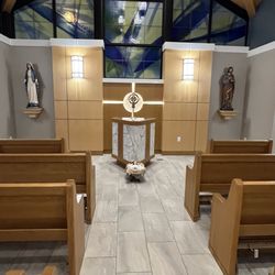 Holy Apostles Church-Christian