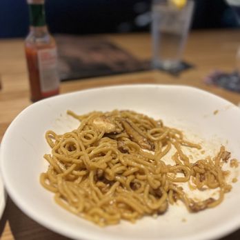 Yard House - Shiitake Garlic Noodles - New American Near Me - Chino Hills, California Yard House - Shiitake Garlic Noodles - New American Near Me - Chino Hills, California