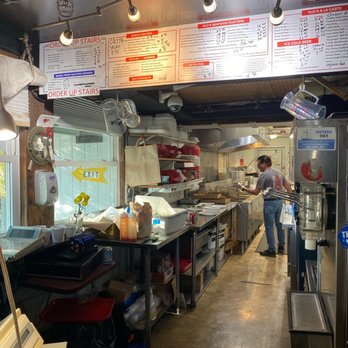 Flo's Clam Shack - Inside - Seafood Near Me - Middletown, Rhode Island