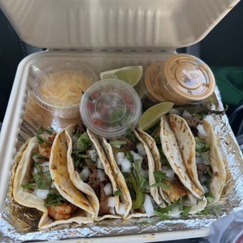 Lagos Tacos Ebenezer - Food Trucks Near Me - New Orleans, Louisiana Lagos Tacos Ebenezer - Food Trucks Near Me - New Orleans, Louisiana