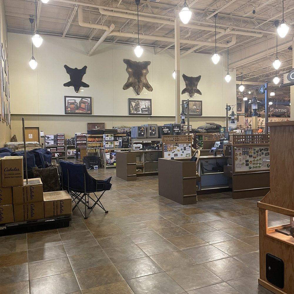 Cabela's - Inside - Guns & Ammo Near Me - La Vista, Nebraska