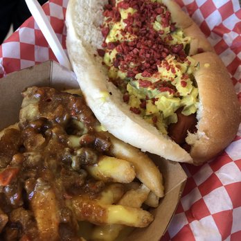 Simon's Hot Dogs - Wunderhund Hot Dog & Chili Cheese Fries (Vegan) - Hot Dogs Near Me - Buckeye, Arizona Simon's Hot Dogs - Wunderhund Hot Dog & Chili Cheese Fries (Vegan) - Hot Dogs Near Me - Buckeye, Arizona