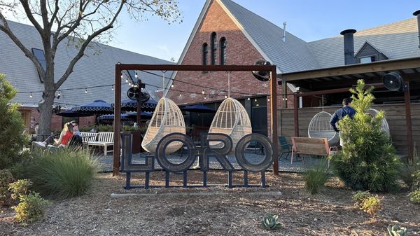 Loro Asian Smokehouse & Bar by null