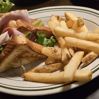 Willie Sue's - Turkey and Ham Club - Bars Near Me - Sumter, South Carolina
