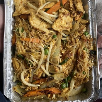 Green Basil - Lion City Noodles - Thai Near Me - North Providence, Rhode Island