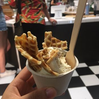 Long Beach Creamery - Black ring coffee with waffle chips - Ice Cream & Frozen Yogurt Near Me - Long Beach, California Long Beach Creamery - Black ring coffee with waffle chips - Ice Cream & Frozen Yogurt Near Me - Long Beach, California