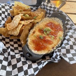 Warm crab Rangoon dip