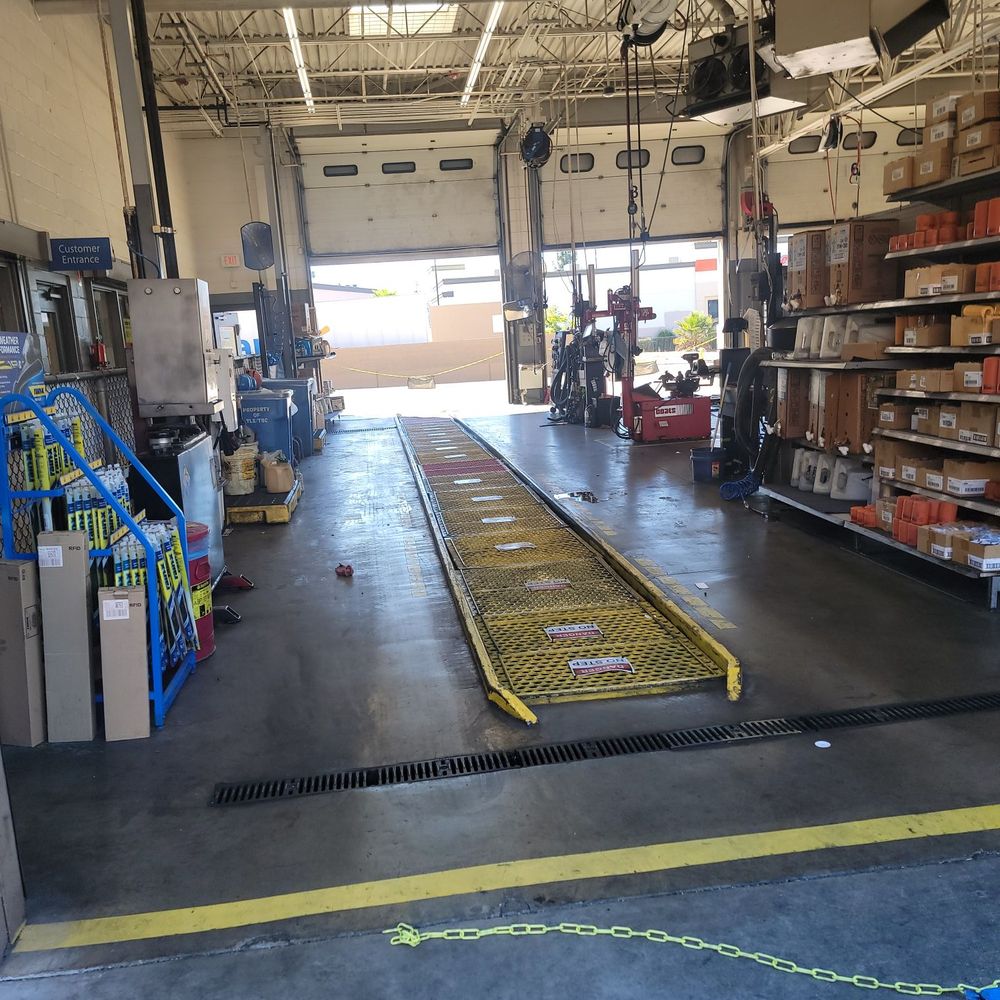 This is the empty bay, not being used for an hour. This is the empty bay, not being used for an hour.
