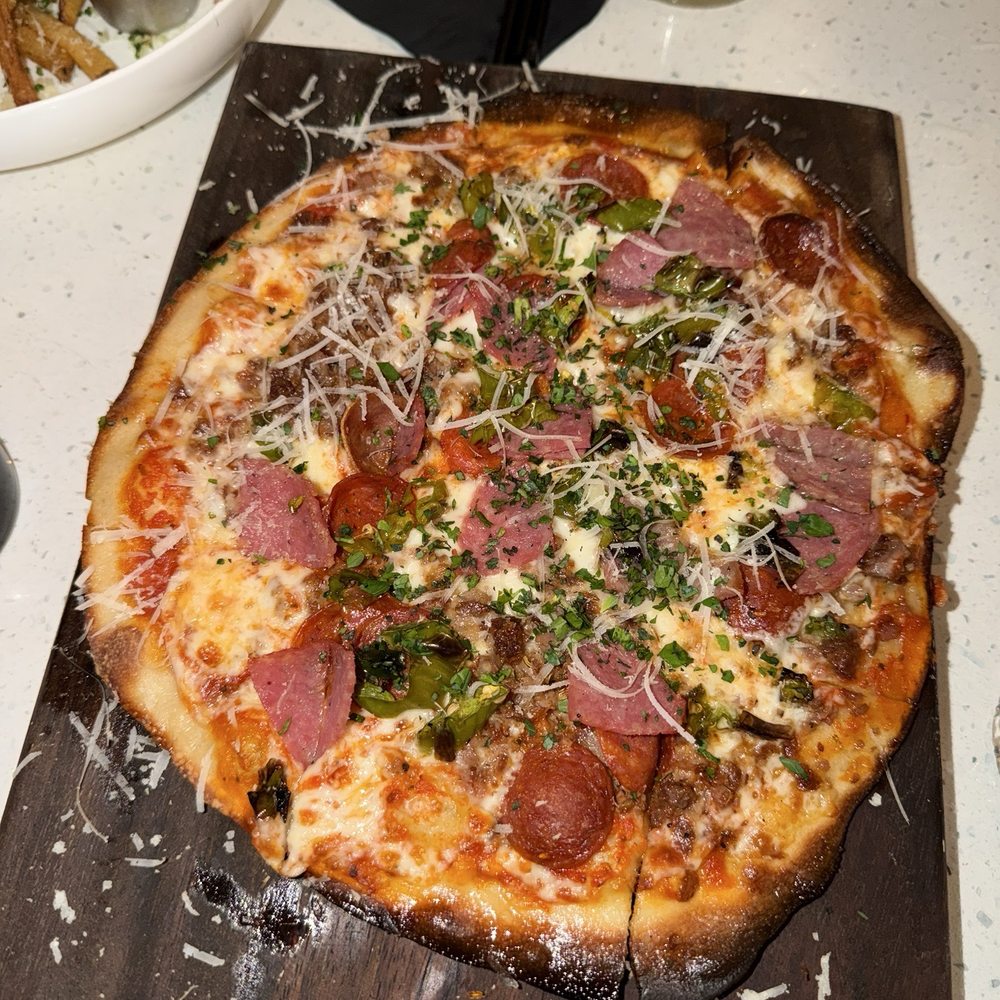 Bosc Modern Bar + Kitchen - Meat flatbread - New American Near Me - Tampa, Florida