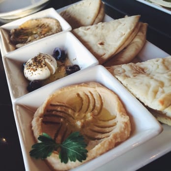 Phoenecia - Trio dip - Pizza Near Me - Seattle, Washington