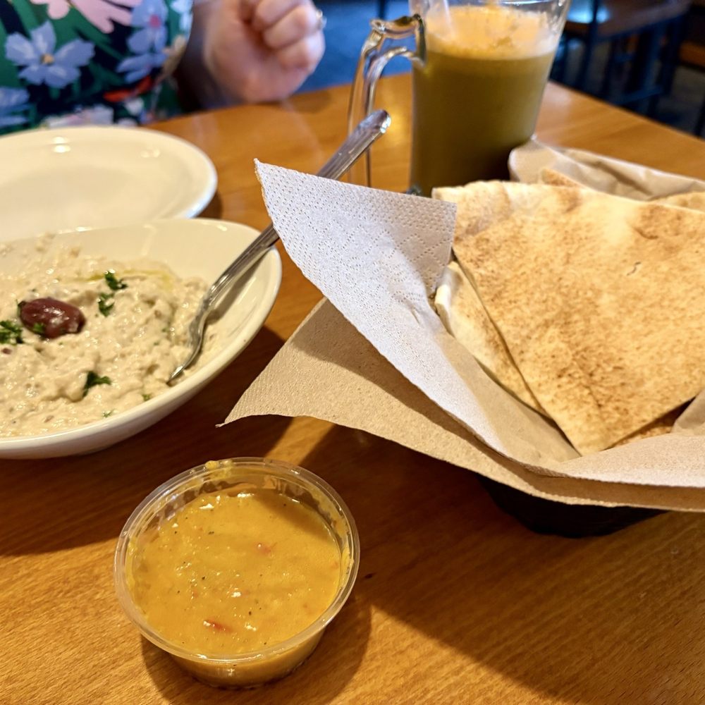 Aladdin's Eatery - Grandview - Baba Gannouj - Middle Eastern Near Me - Columbus, Ohio