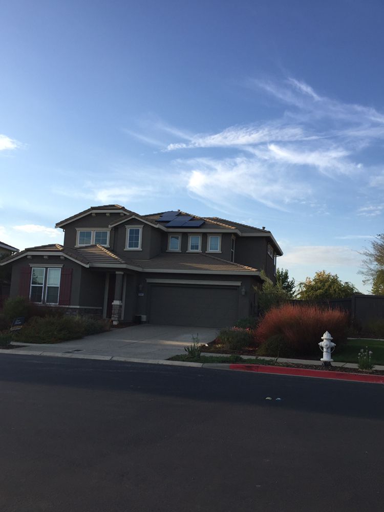 Slide of Allcom Electric & Solar
