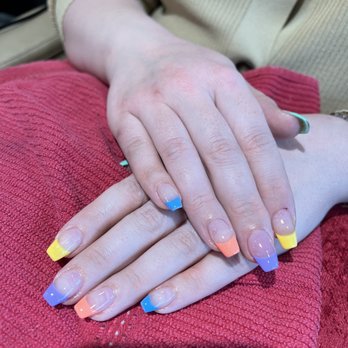 Galaxy Nail Spa - Nail Salons Near Me - Walnut Creek, California