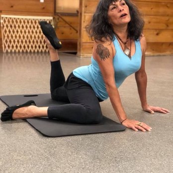 Divine Mountain Retreat - Teaching new stretches to local folks here in Idyllwild, CA - Life Coach Near Me