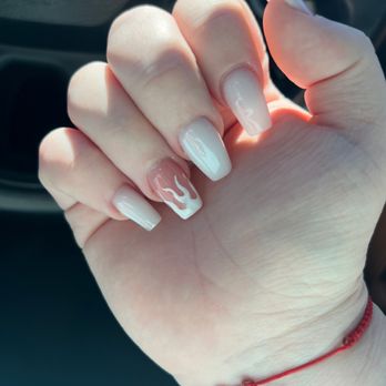Lovely Spa Nails - Nail Salons Near Me - Orlando, Florida