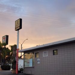 Plaza Donuts