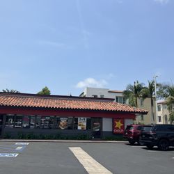 Carl's Jr