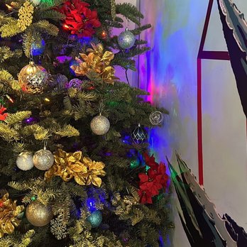 Agave Uptown - Holiday decor - Mexican Near Me - Oakland, California Agave Uptown - Holiday decor - Mexican Near Me - Oakland, California