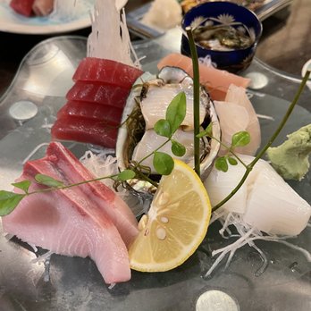 Yoshitsune Restaurant - The sashimi for my meal course - Japanese Near Me - Honolulu, Hawaii Yoshitsune Restaurant - The sashimi for my meal course - Japanese Near Me - Honolulu, Hawaii