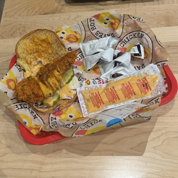 Dave's Hot Chicken - Chicken Shop Near Me - Omaha, Nebraska