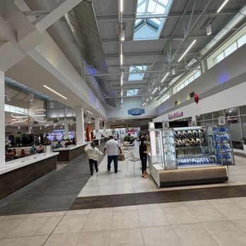 Plaza Centro Mall - Limpios - Shopping Centers Near Me - Caguas, Puerto Rico Plaza Centro Mall - Limpios - Shopping Centers Near Me - Caguas, Puerto Rico