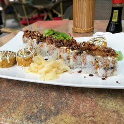 Sakana Sushi Bar - Nicht so gut: die gegrillte Lachshaut auf der "Skin Roast", hat die geschmackliche Konsistenz von Holzkohle.