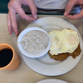 Harpoon Harry's - Country fried steak - Breakfast & Brunch Near Me - Key West, Florida Harpoon Harry's - Country fried steak - Breakfast & Brunch Near Me - Key West, Florida