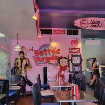 Betty's Burgers Joint - Burgers Near Me - Honolulu, Hawaii Betty's Burgers Joint - Burgers Near Me - Honolulu, Hawaii