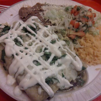 El Taco Riendo - Green chile enchiladas and rice and beans. - Mexican Near Me - Minneapolis, Minnesota El Taco Riendo - Green chile enchiladas and rice and beans. - Mexican Near Me - Minneapolis, Minnesota