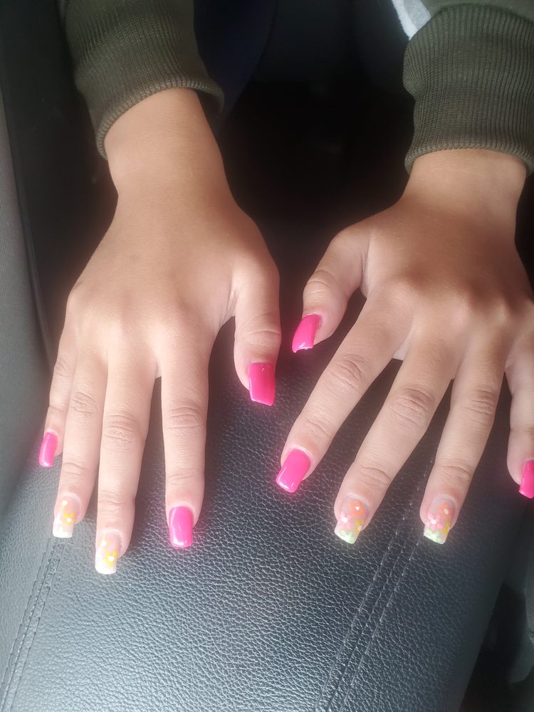 DIAMOND NAIL Updated September 2024 11 Reviews 325 Front St