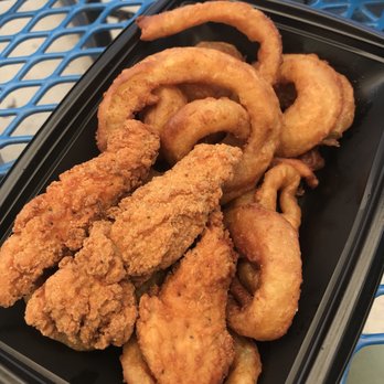 Belching Beaver Pub 980 - Chicken strips with onion rings - Brewpubs Near Me - Vista, California Belching Beaver Pub 980 - Chicken strips with onion rings - Brewpubs Near Me - Vista, California