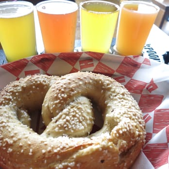 Harpoon Brewery - Beer flight and salted pretzel - Breweries Near Me - Boston, Massachusetts Harpoon Brewery - Beer flight and salted pretzel - Breweries Near Me - Boston, Massachusetts