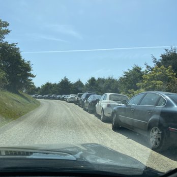 Palomarin Trailhead - Parking along the road to Palomarin Trail...wow!!! - Parks Near Me - Bolinas, California