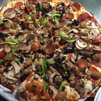 Round Table Pizza - Pizza Near Me - Garden Grove, California Round Table Pizza - Pizza Near Me - Garden Grove, California