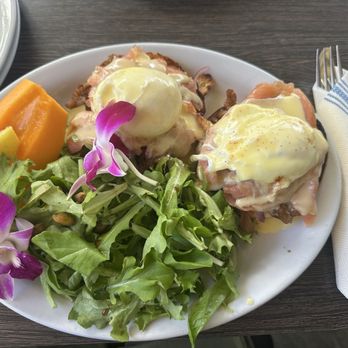 Island Vintage Coffee - Salmon Benedict - Coffee & Tea Near Me - Kapolei, Hawaii Island Vintage Coffee - Salmon Benedict - Coffee & Tea Near Me - Kapolei, Hawaii