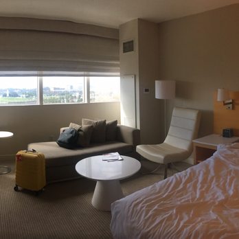 Hyatt Regency Long Beach - Cute room - Hotels Near Me - Long Beach, California