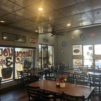 Wild Roadrunner Restaurant - Great bright atmosphere - American Near Me - Bullhead City, Arizona Wild Roadrunner Restaurant - Great bright atmosphere - American Near Me - Bullhead City, Arizona