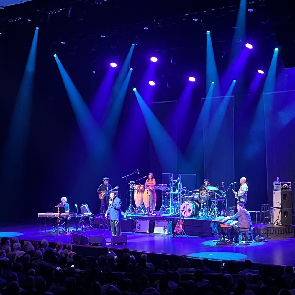 Ruth Eckerd Hall - George Benson "Give Me The Night" - Performing Arts Near Me - Clearwater, Florida