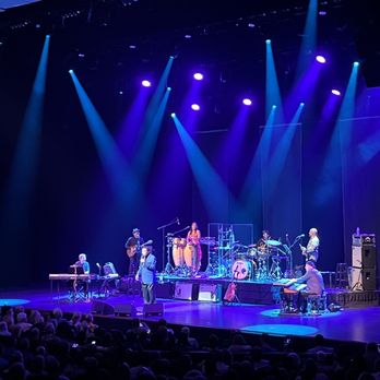 Ruth Eckerd Hall - George Benson "Give Me The Night" - Performing Arts Near Me - Clearwater, Florida