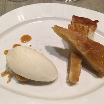 Le Surcouf - Restaurants Near Me - Cancale, 35 Le Surcouf - Restaurants Near Me - Cancale, 35