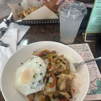 Maggie’s Bistro - Thai basil - Coffee & Tea Near Me - York, Pennsylvania