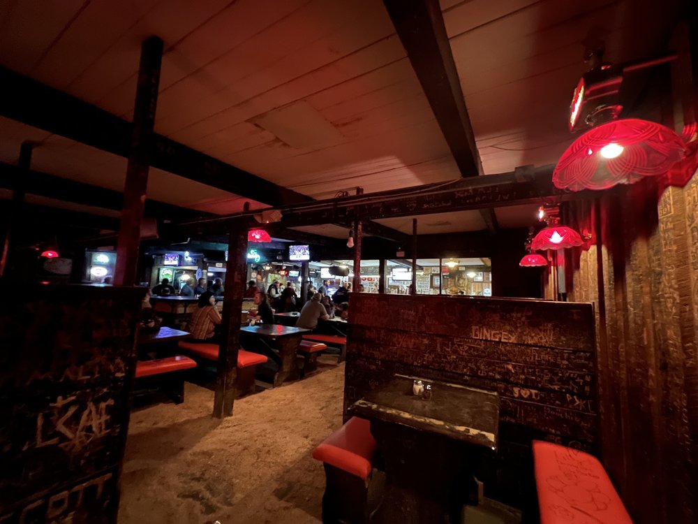 Moose's Saloon