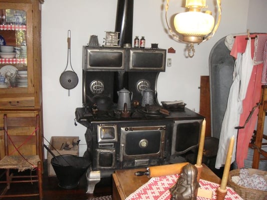 Stagecoach Inn Museum by null