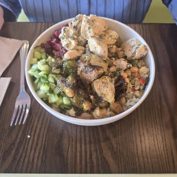 YAFO Kitchen - Custom Bowl with Chicken - Middle Eastern Near Me - Charlotte, North Carolina